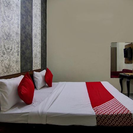 Hotel Yash House 뉴델리 외부 사진